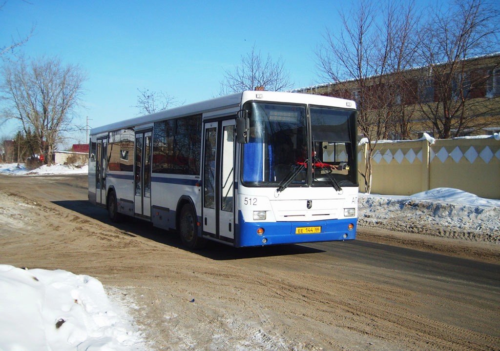 Sverdlovsk region, NefAZ-5299-20-32 # 512