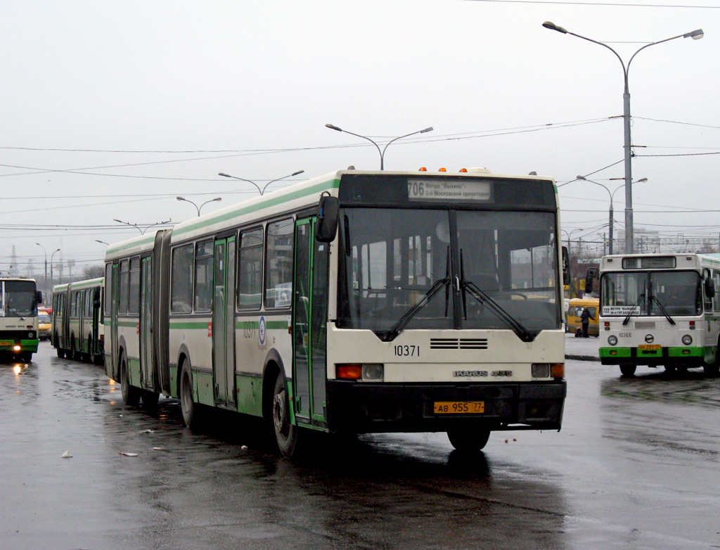 Москва, Ikarus 435.17 № 10371