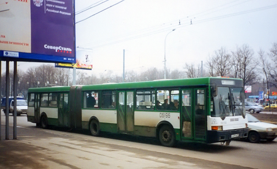 Москва, Ikarus 435.17 № 06196