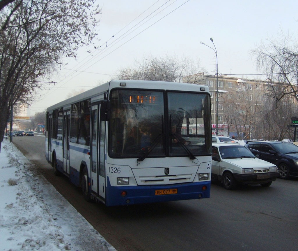 Sverdlovsk region, NefAZ-5299-20-32 Nr. 1326