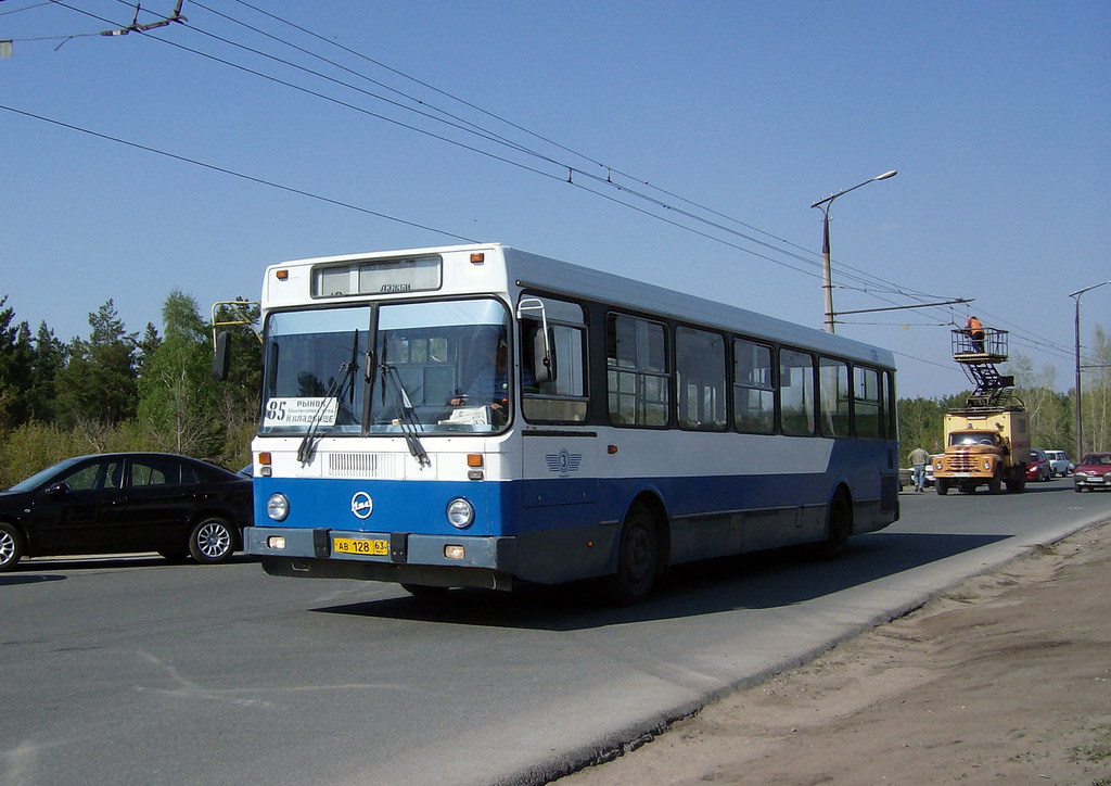 Самарская область, ЛиАЗ-5256.25 № АВ 128 63