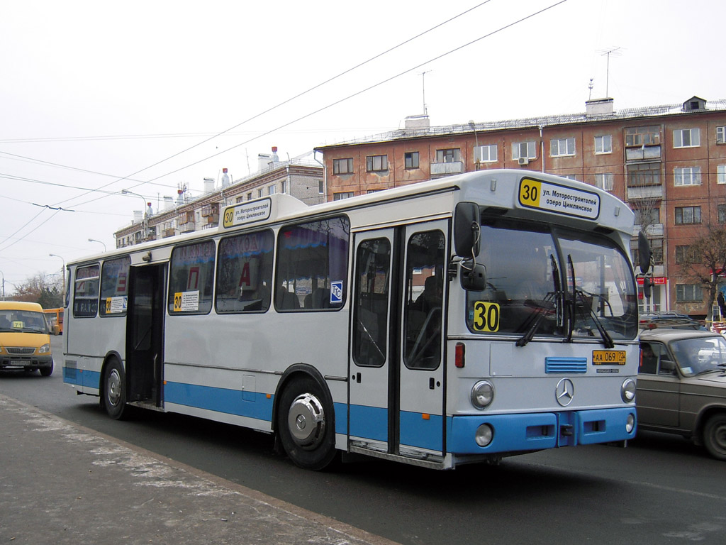 Тюменская область, Mercedes-Benz O305 № АА 069 72