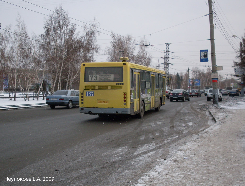 Омская область, ЛиАЗ-5256.45 № 187