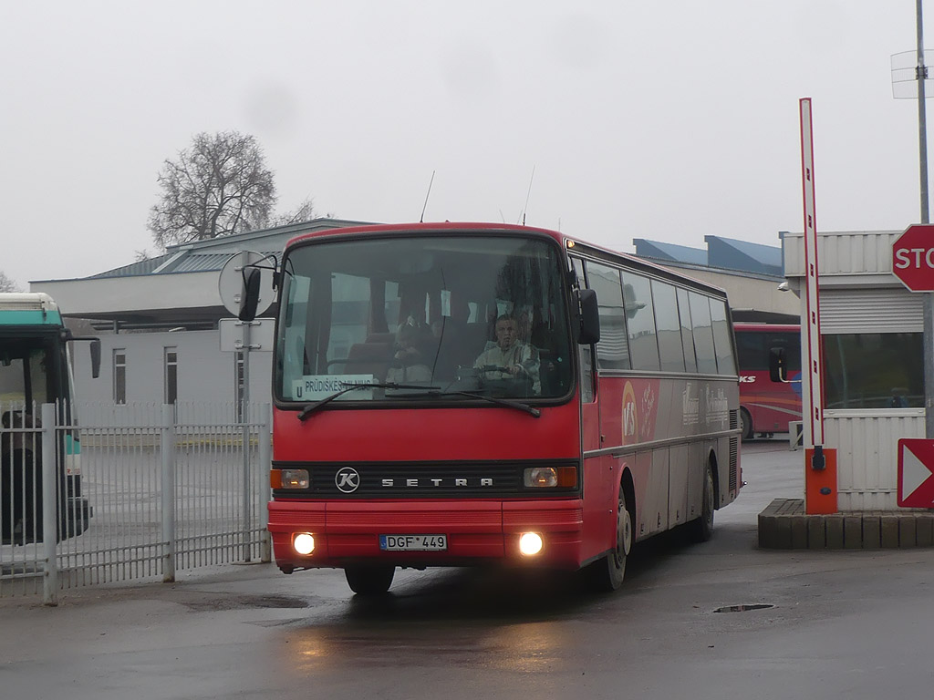 Литва, Setra S215HR № DGF 449