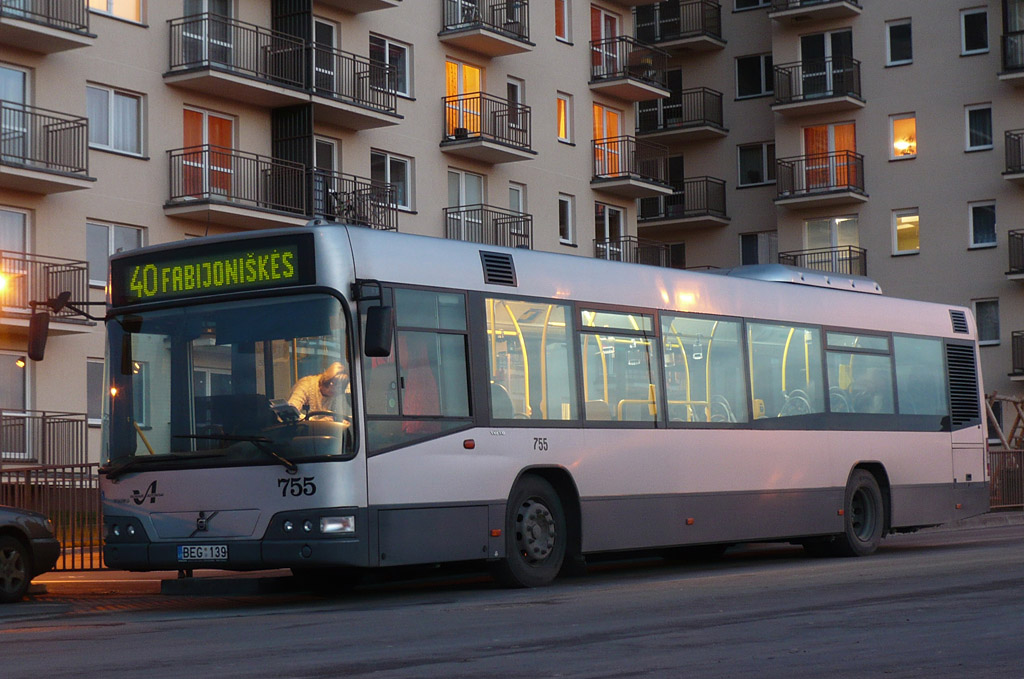 Литва, Volvo 7700 № 755