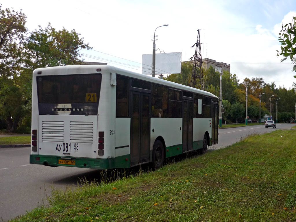 Пензенская область, Волжанин-5270-10-04 № 2123