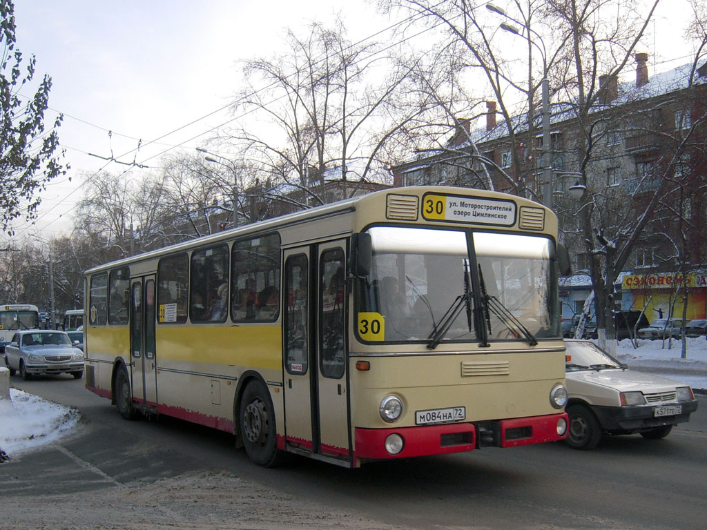 Тюменская область, Mercedes-Benz O305 № М 084 НА 72