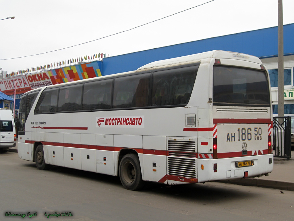 Московская область, Mercedes-Benz O350-15RHD Tourismo № 140