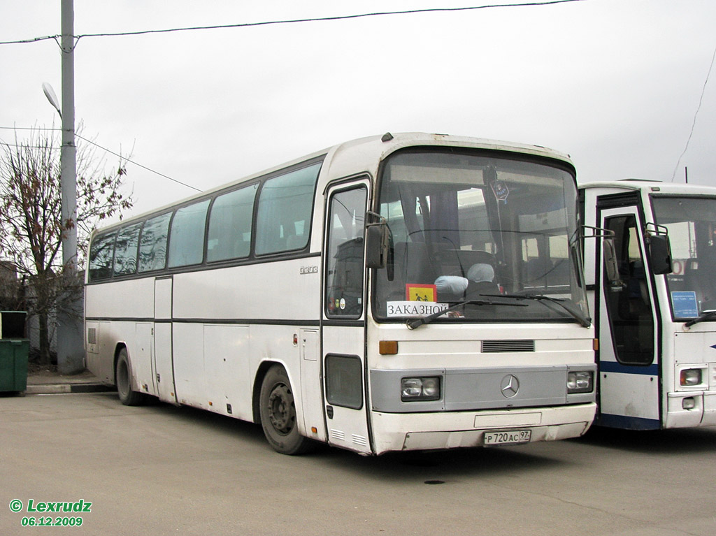 Москва, Mercedes-Benz O303-15RHD № Р 720 АС 97