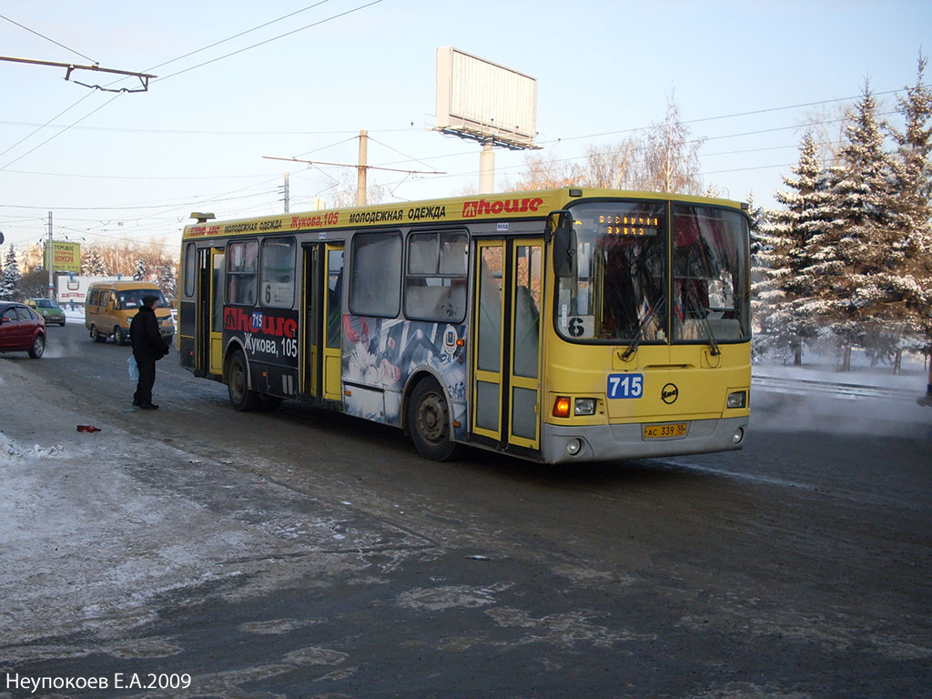 Омская область, ЛиАЗ-5256.45 № 715