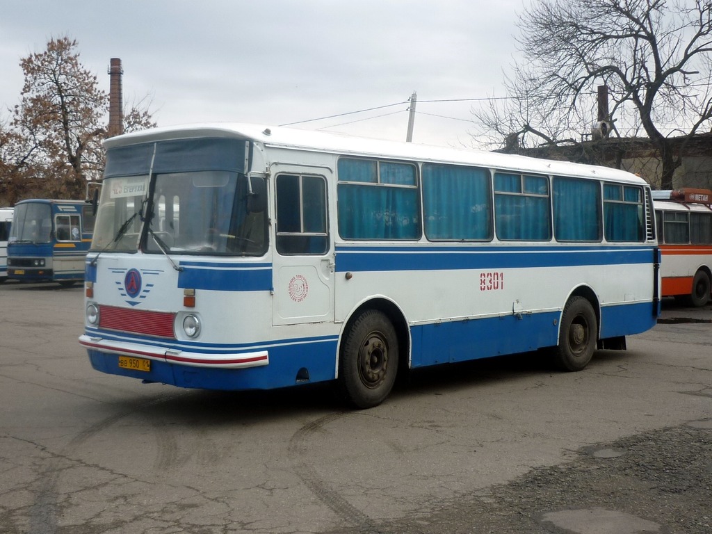 Автовокзал майкоп. Егерухай Майкоп ЛАЗ. Автобусы ЛАЗ В Адыгее. Автостанция Майкоп автобус Майкоп Шевченко. Автостанция Майкоп Дондуковская.