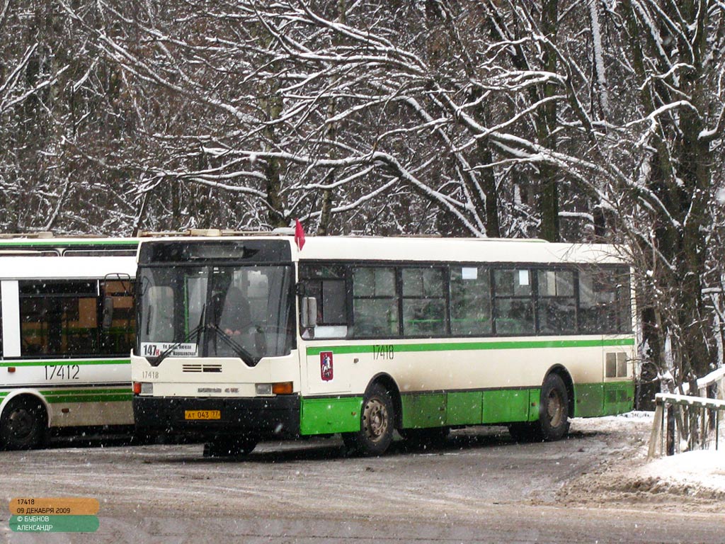 Масква, Ikarus 415.33 № 17418