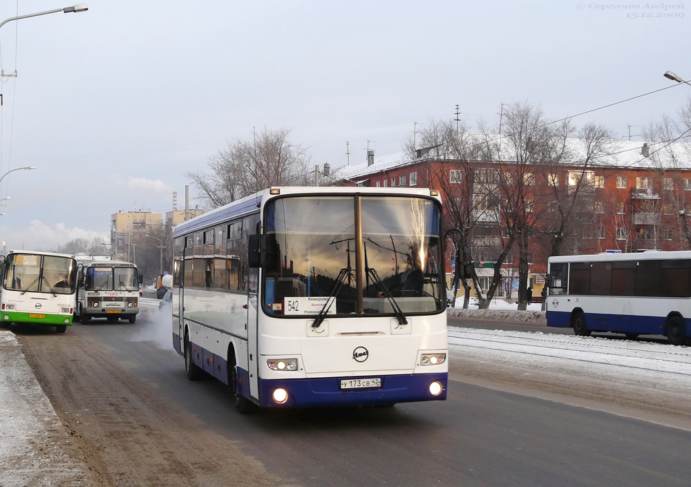 Кемеровская область - Кузбасс, ЛиАЗ-5256.33-01 (ГолАЗ) № 261