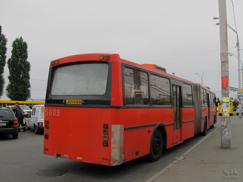 Киев, Arna M86BF № 5609