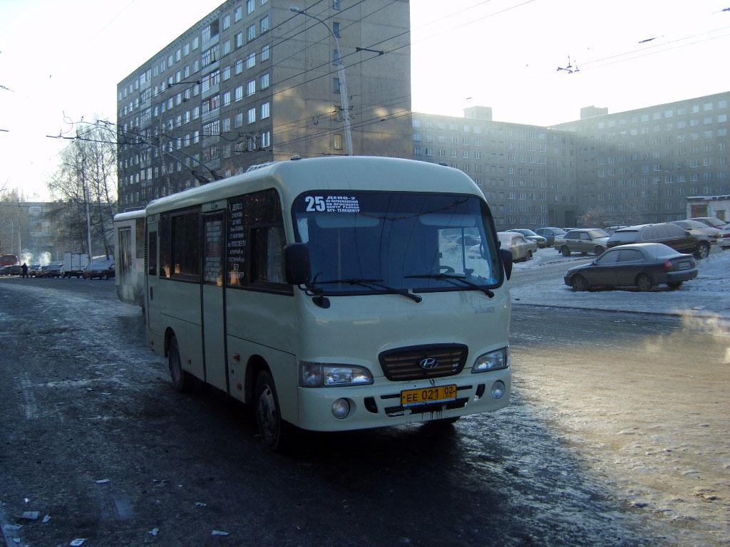 Башкортостан, Hyundai County SWB C08 (РЗГА) № ЕЕ 021 02