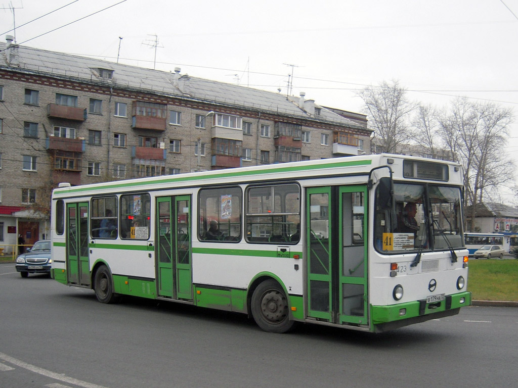 Тюменская область, ЛиАЗ-5256.45 № 423