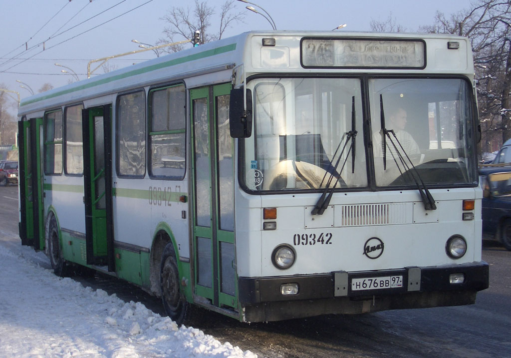 Москва, ЛиАЗ-5256.25 № 09342