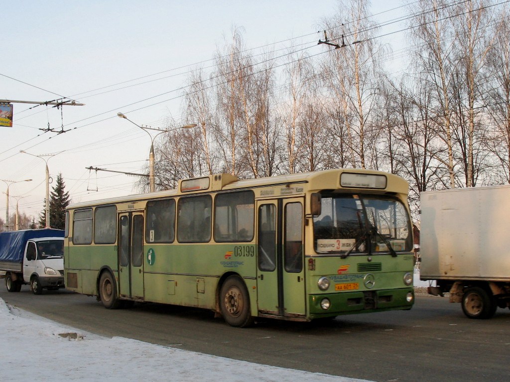 Чувашия, Mercedes-Benz O305 № 03199