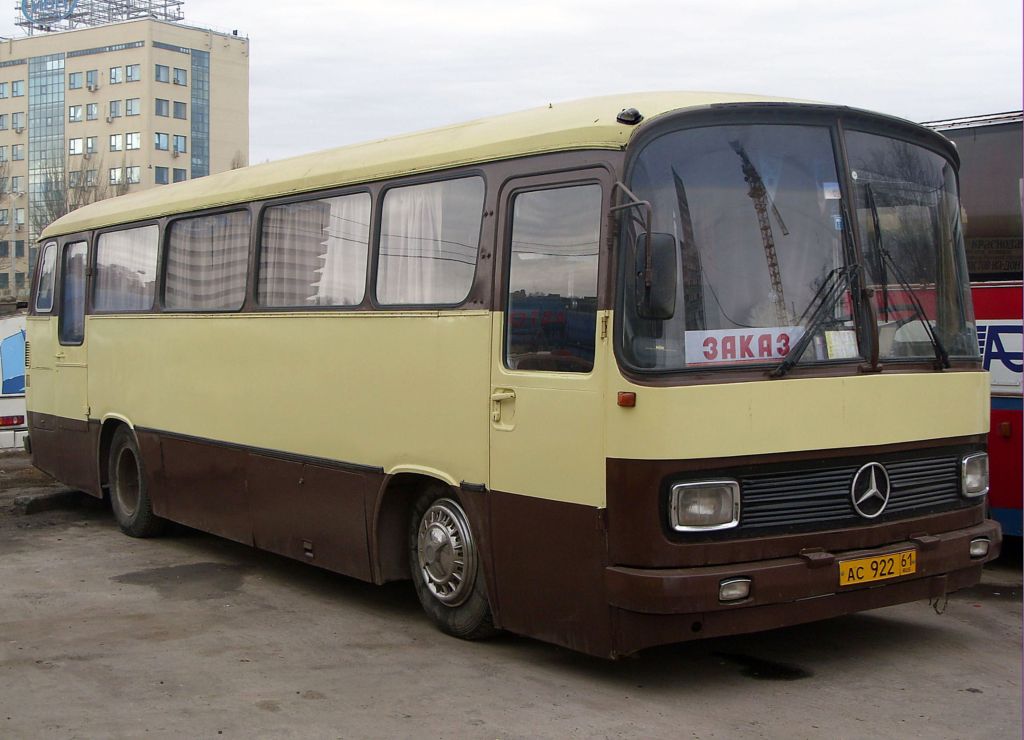 Ростовская область, Mercedes-Benz O302-10RÜn № АС 922 61