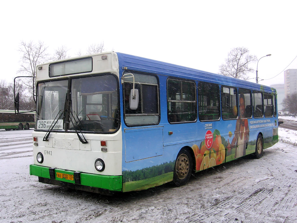 Moskwa, LiAZ-5256.25 Nr 17442