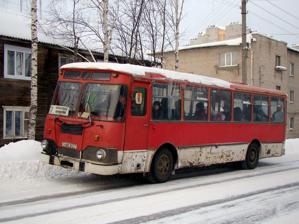 Вологодская область, ЛиАЗ-677М № 118