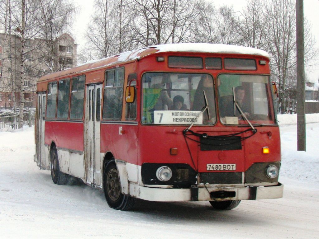 Вологодская область, ЛиАЗ-677М № 118