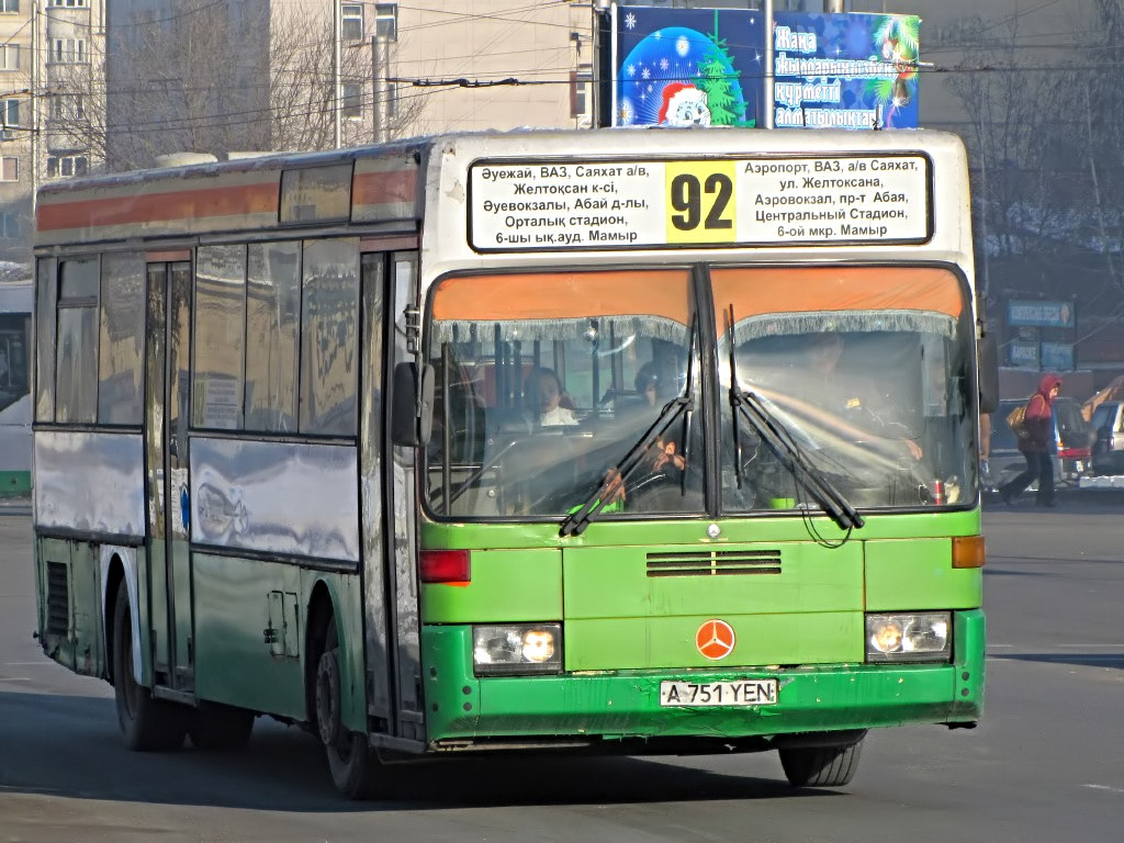 Almaty, Mercedes-Benz O405 č. A 751 YEN