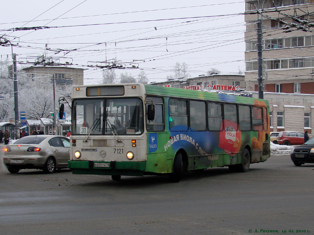 Санкт-Петербург, ЛиАЗ-5256.25 № 7121