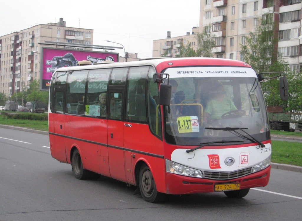 Санкт-Петербург, Yutong ZK6737D № n374