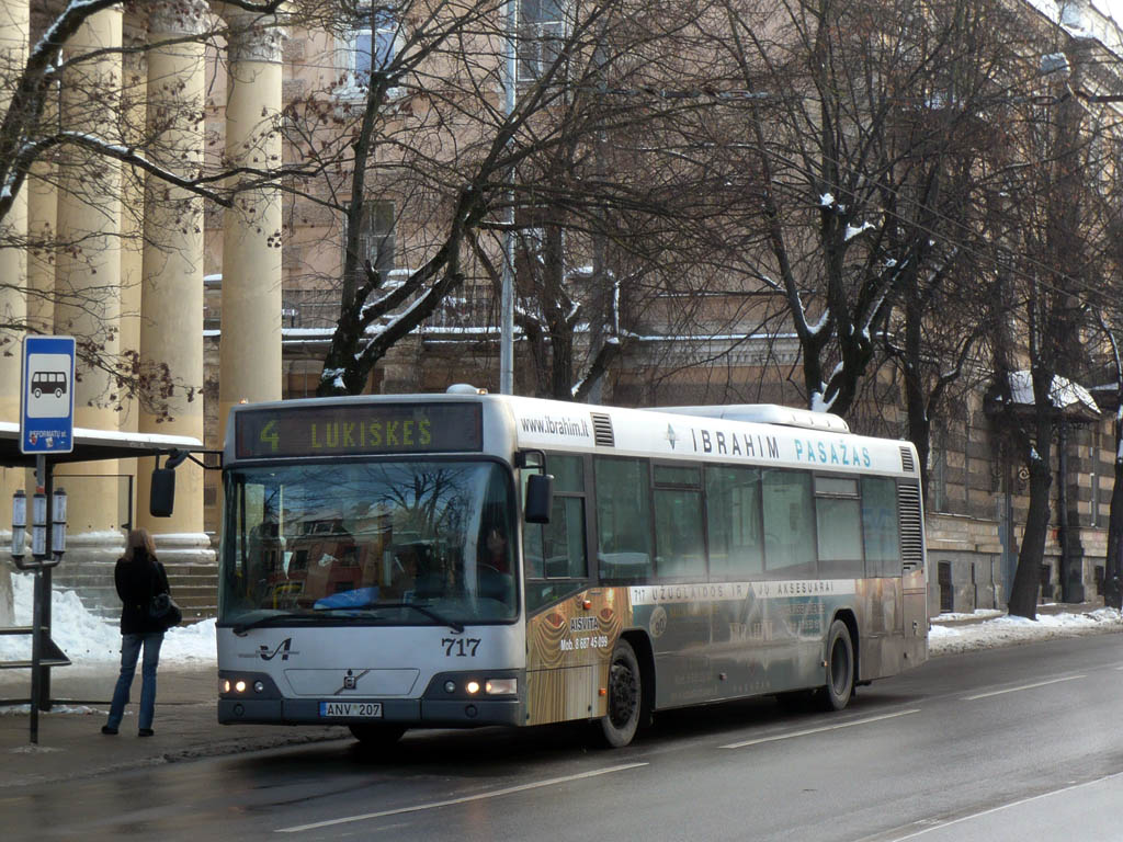 Литва, Volvo 7700 № 717