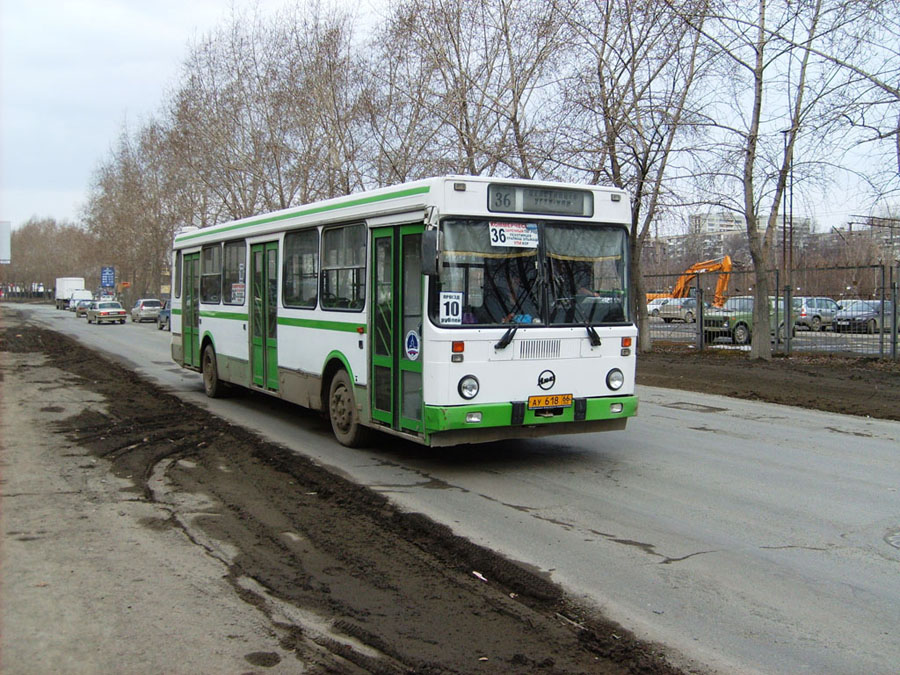 Свердловская область, ЛиАЗ-5256.40 № АУ 618 66