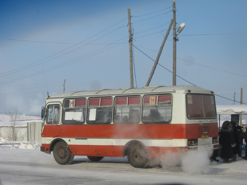 Саха (Якутия), ПАЗ-3205 (00) № КЕ 586 14