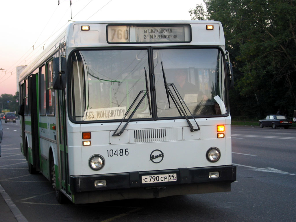 Moskva, LiAZ-5256.25 č. 10486