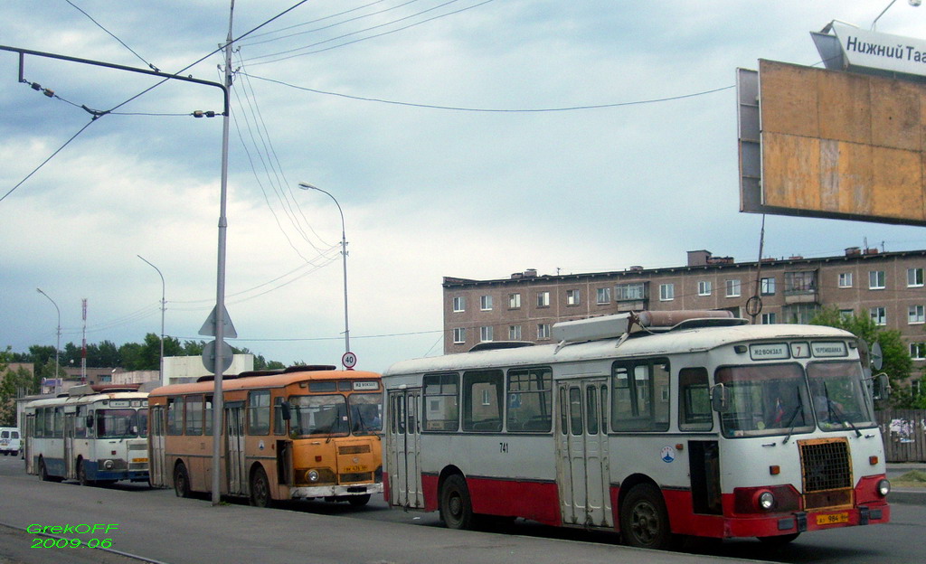 Свердловская область, ЛиАЗ-677М (ТоАЗ) № 741; Свердловская область — Автовокзалы, конечные станции и остановки