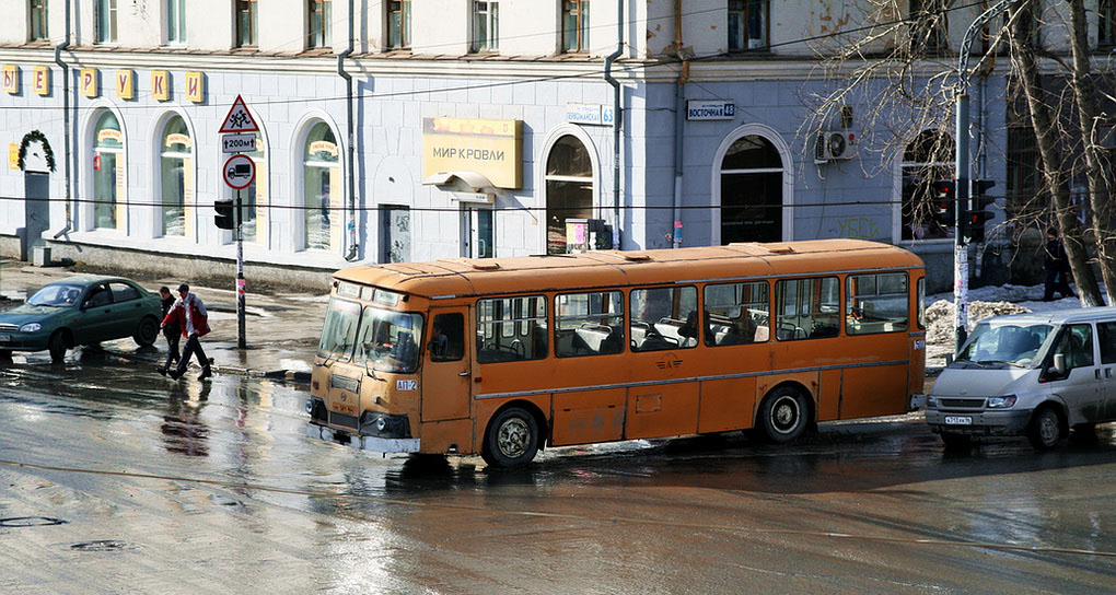 503 автобус остановки. ЛИАЗ 677 Екатеринбург. ЛИАЗ 677м Курган. 503 Автобус.