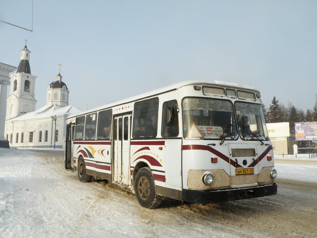 Nizhegorodskaya region, LiAZ-677M (BARZ) č. АМ 821 52