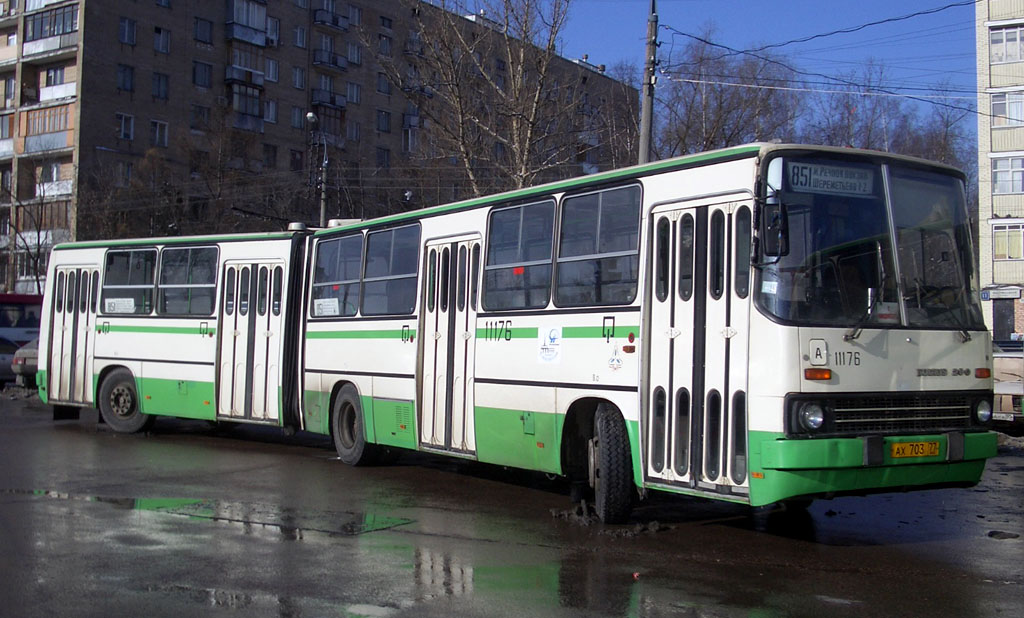 Moskwa, Ikarus 280.33M Nr 11176