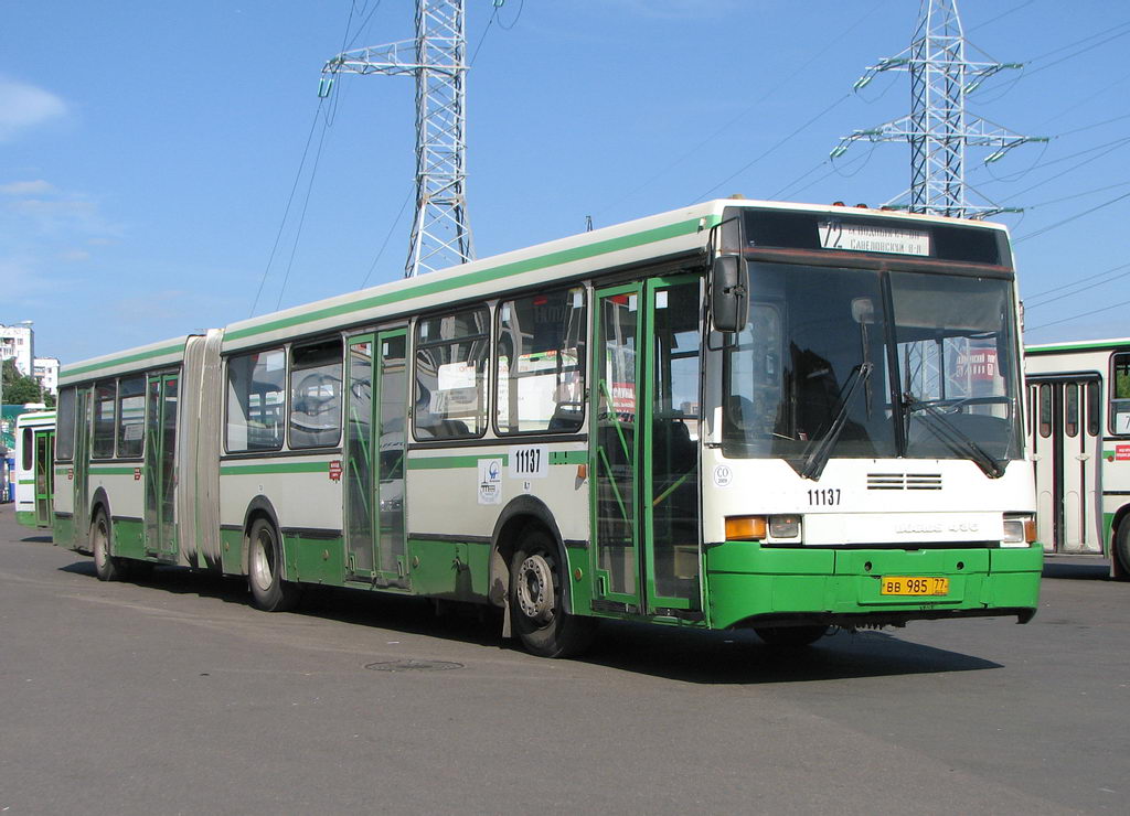 Москва, Ikarus 435.17 № 11137