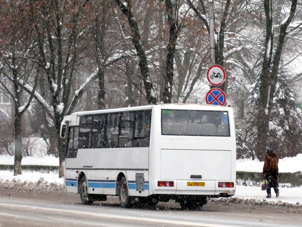 Псковская область, КАвЗ-4235-32 № 147