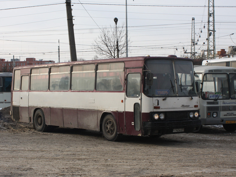 Тверская область, Ikarus 256 № Т 142 ВО 69; Тверская область — Тверской автовокзал