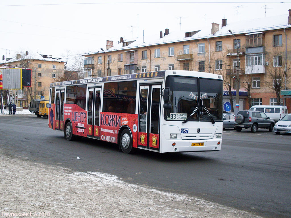 Omsk region, NefAZ-5299-30-32 č. 987