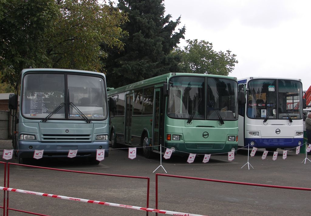 Нижегородская область, ПАЗ-3204 (00) № Р 186 РМ 52; Московская область, ЛиАЗ-5293.00 № 5293-00025; Московская область, ЛиАЗ-5256 (ГолАЗ) № АМ 6318 90; Краснодарский край — Новые автобусы