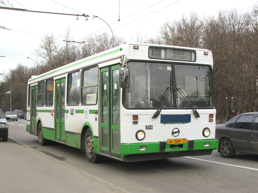 Moskau, LiAZ-5256.25 Nr. 15403