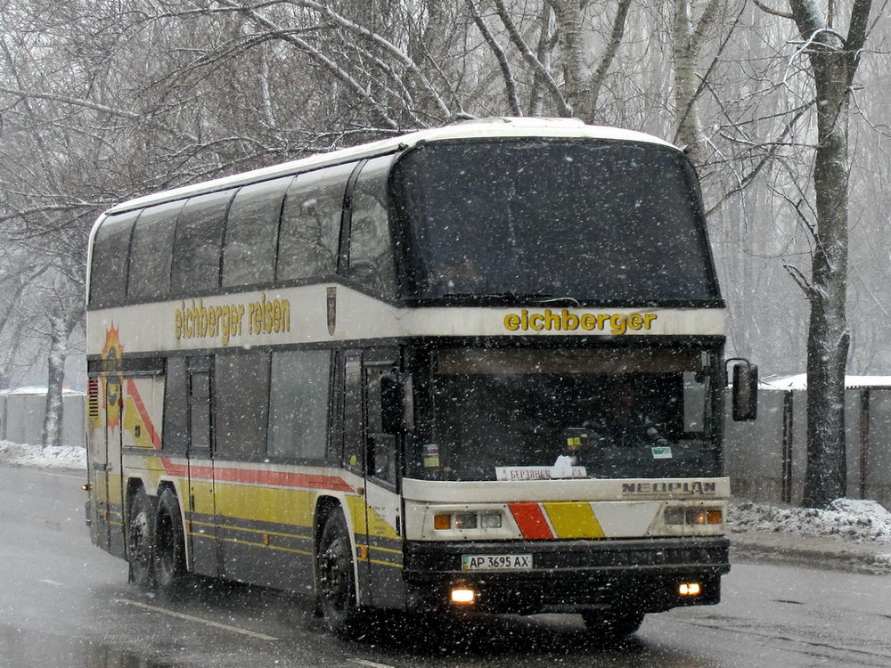 Запорожская область, Neoplan N122/3 Skyliner № AP 3695 AX