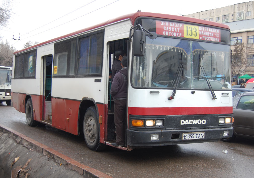 Алматы, Daewoo BS106 Royal City (Busan) № B 355 TAN