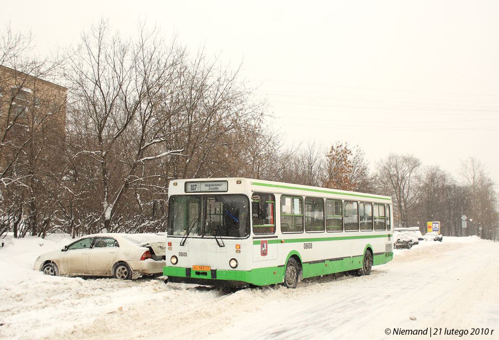 Москва, ЛиАЗ-5256.25 № 08608