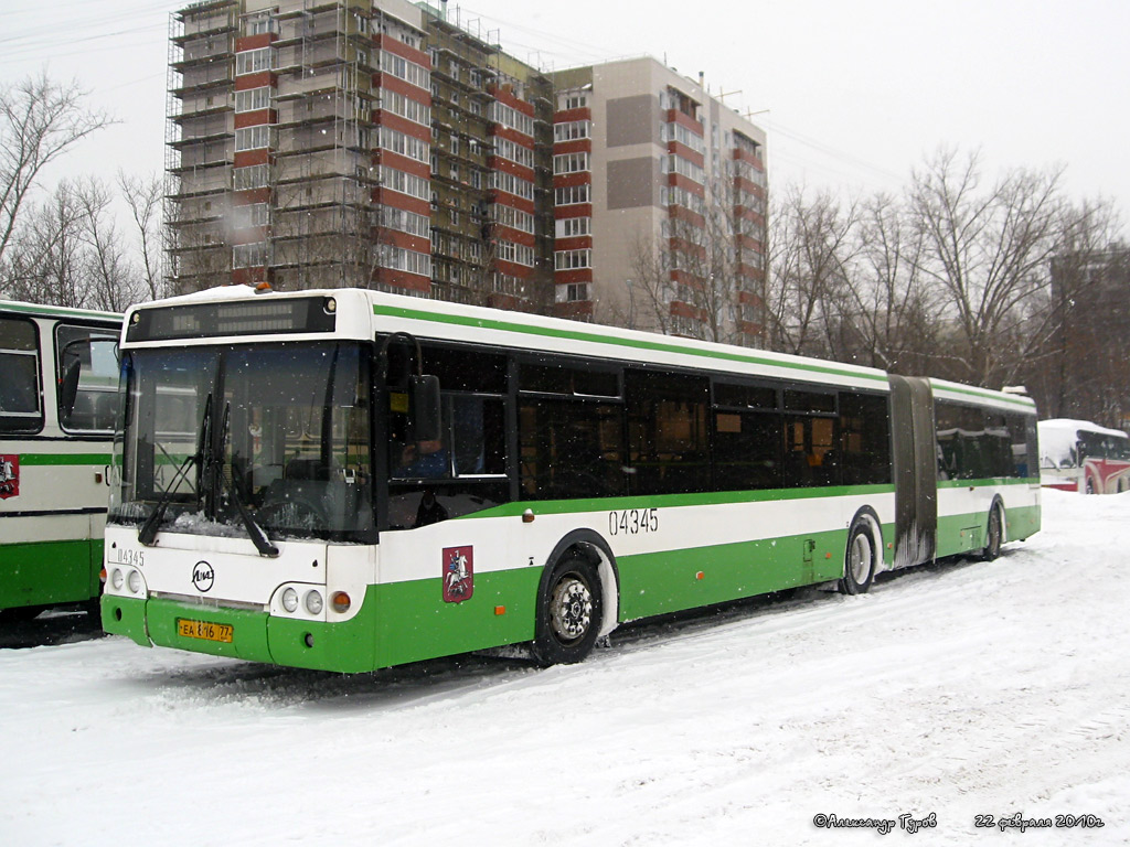 Moskau, LiAZ-6213.20 Nr. 04345