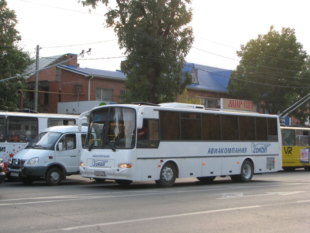 Краснодарский край, КАвЗ-4238-00 № О 020 КЕ 93