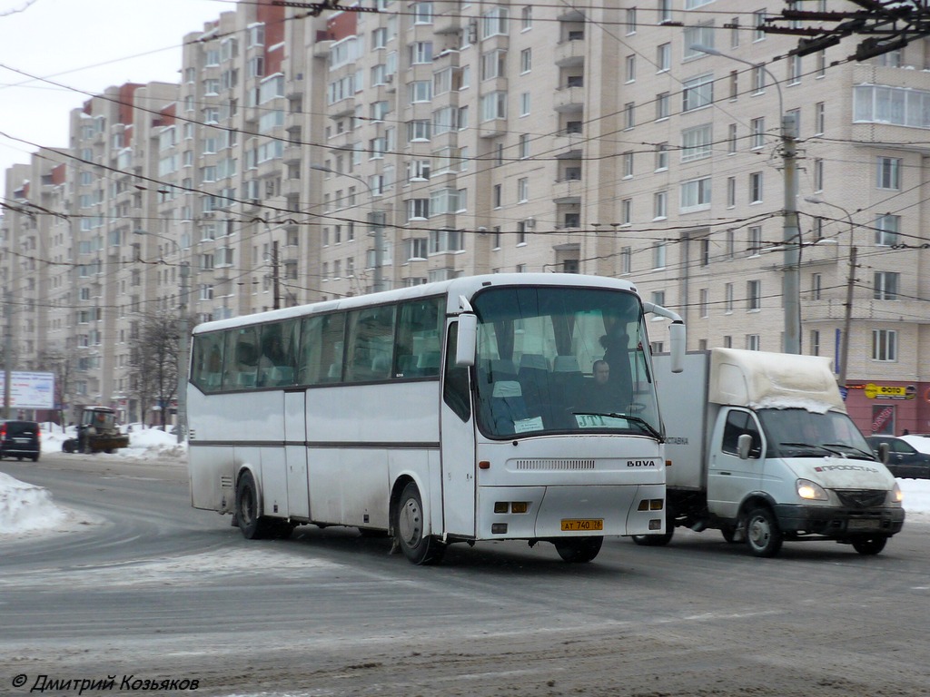 Санкт-Петербург, Bova Futura FHD 12.280 № АТ 740 78