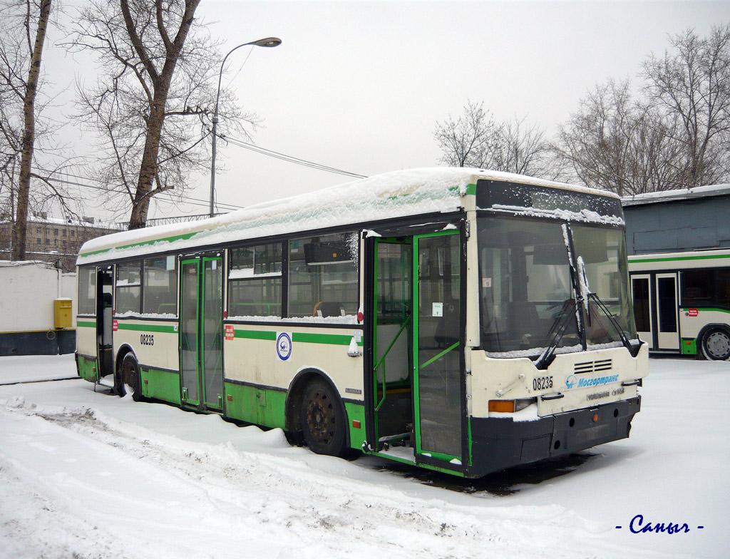 Москва, Ikarus 415.33 № 08235